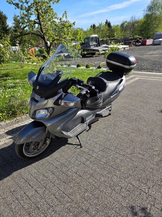 Suzuki Burgman AN  650 executive