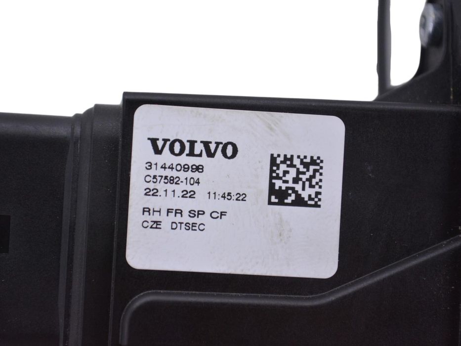 Замок дверей передній правий VOLVO S60 SPA 2019-2024 31440998