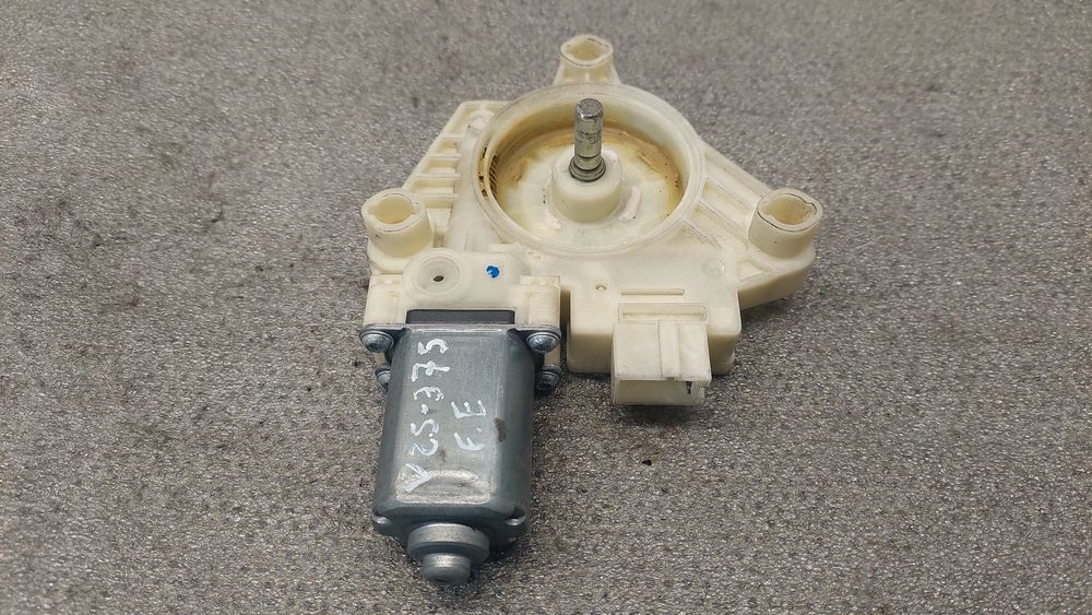 Motor vidro frente esquerdo MERCEDES-BENZ Classe C (W205)