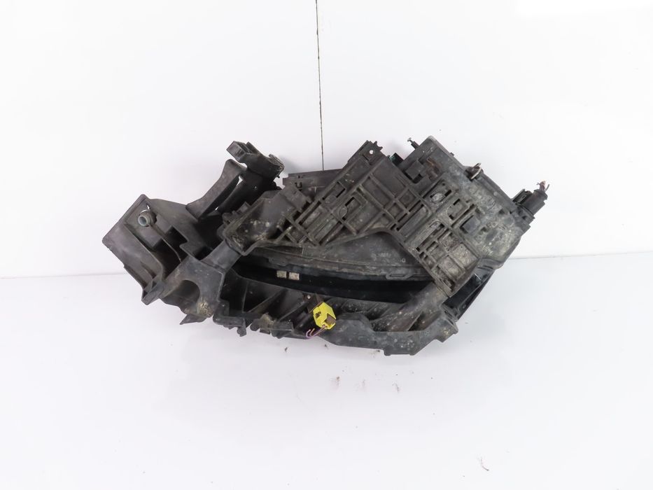 Farol Xenon Direito Usado / Original Audi Q5 (8Rb) 8R0941030Af