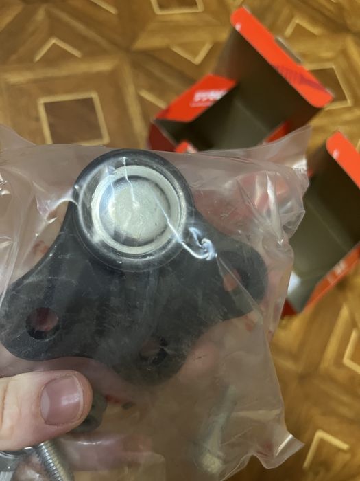 Продам шарову опору на опель астру