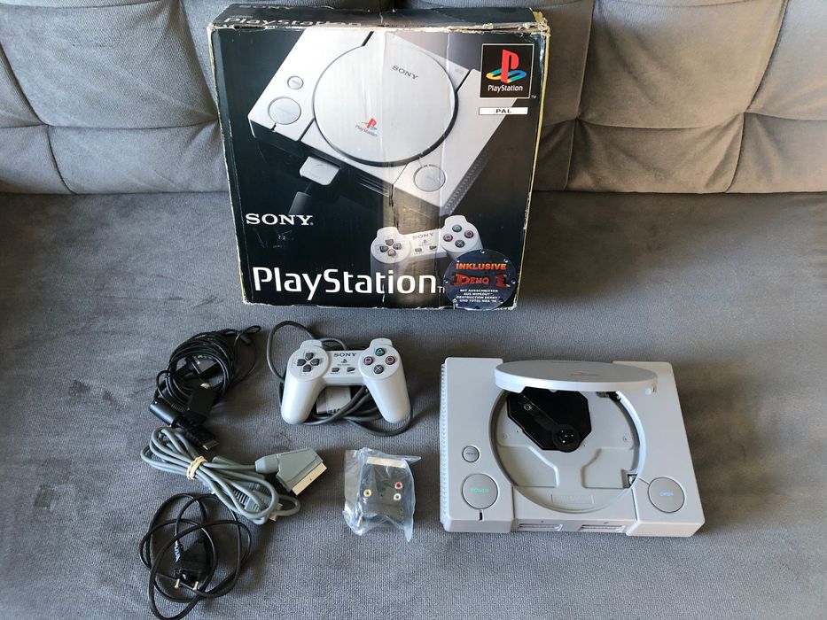 PlayStation PSX scph-1002 C box