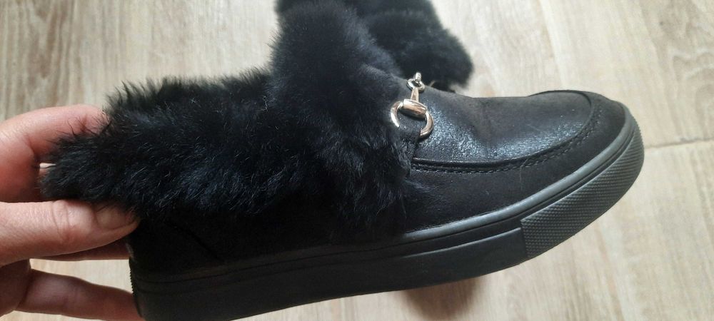 Дитяче взуття для дівчинки