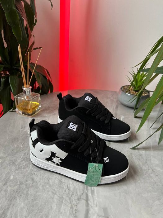 Premium! DC Bobs Burgers x Court Graffik , жіночі кросівки DC 37-44Р