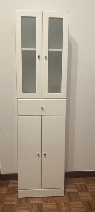 Armário casa de banho