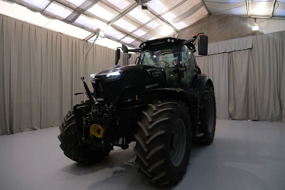 Deutz-Fahr 6230 AGROTRON