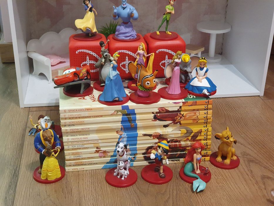 Bajki Disney audio deagostiny 18 książek z figurkami, głośniki gratis