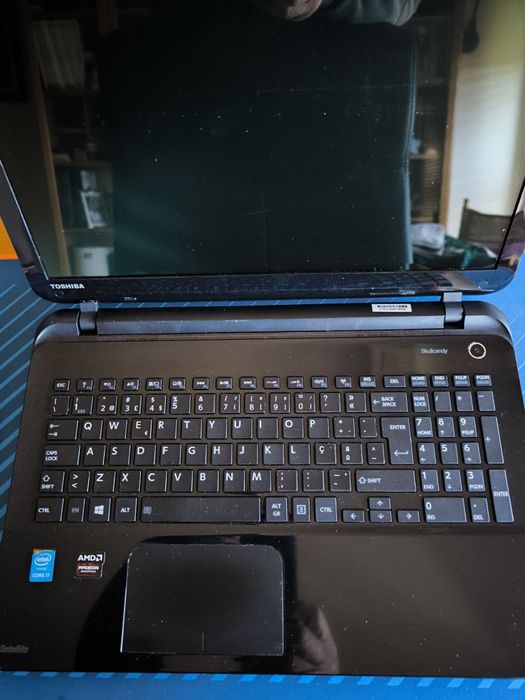 Vendo Toshiba Satellite L50