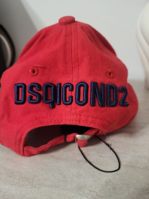Icon dsqicon2 dsquared czapka nowa czerwona z daszkiem
