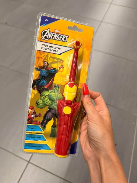 Escova de dentes eletrica Homem de Ferro Iron Man Marvel