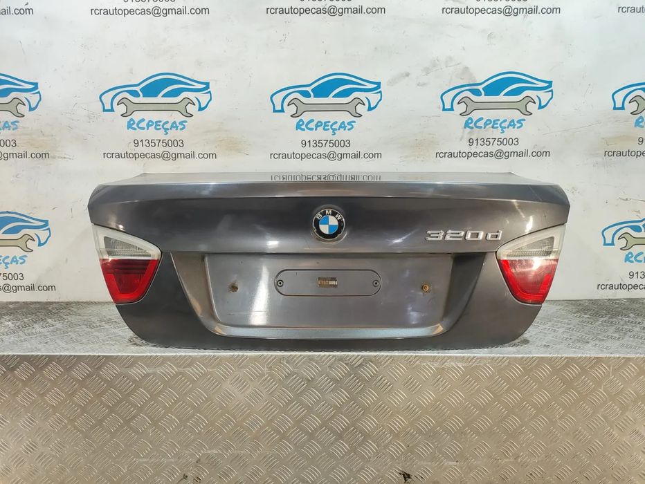 Porta Tampa Mala BMW Serie 3 E90 Fecho Puxador
