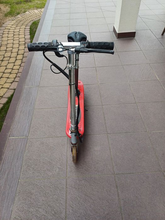 Hulajnoga elektryczna dziecięca używana