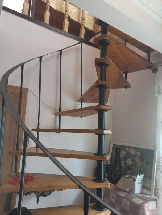 (13) Продам крепкий дом в Сухом Лимане 2 этажа