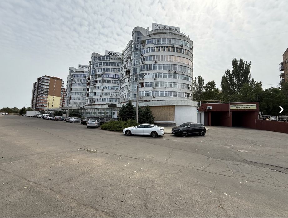 Продаж великого комерційного приміщення 2241,5 м² у м. Миколаїв - View 2