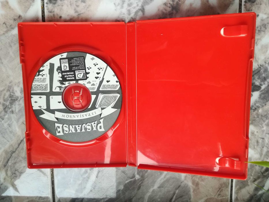 Gra Pasjanse pt. ''13 pasjansów''