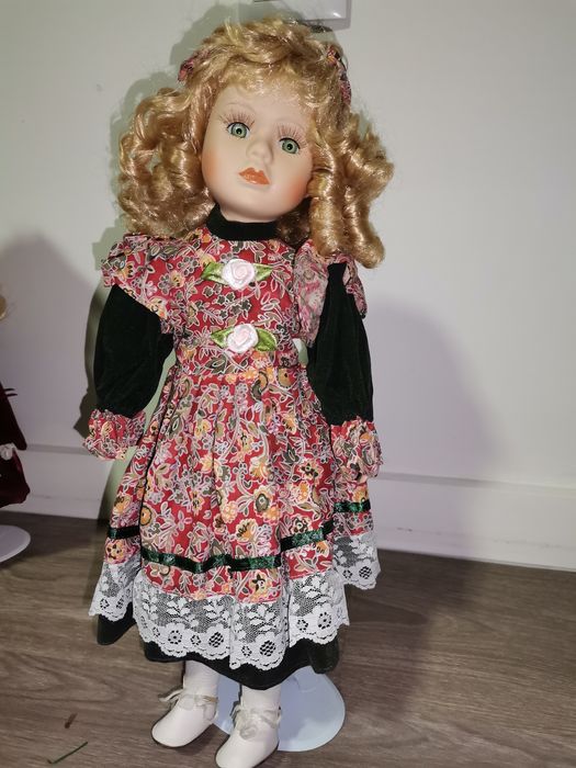 Bonecas de porcelana