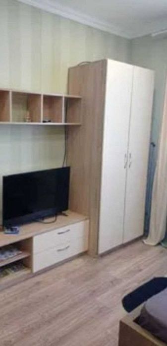 Продаж 1-к квартири 32 м²