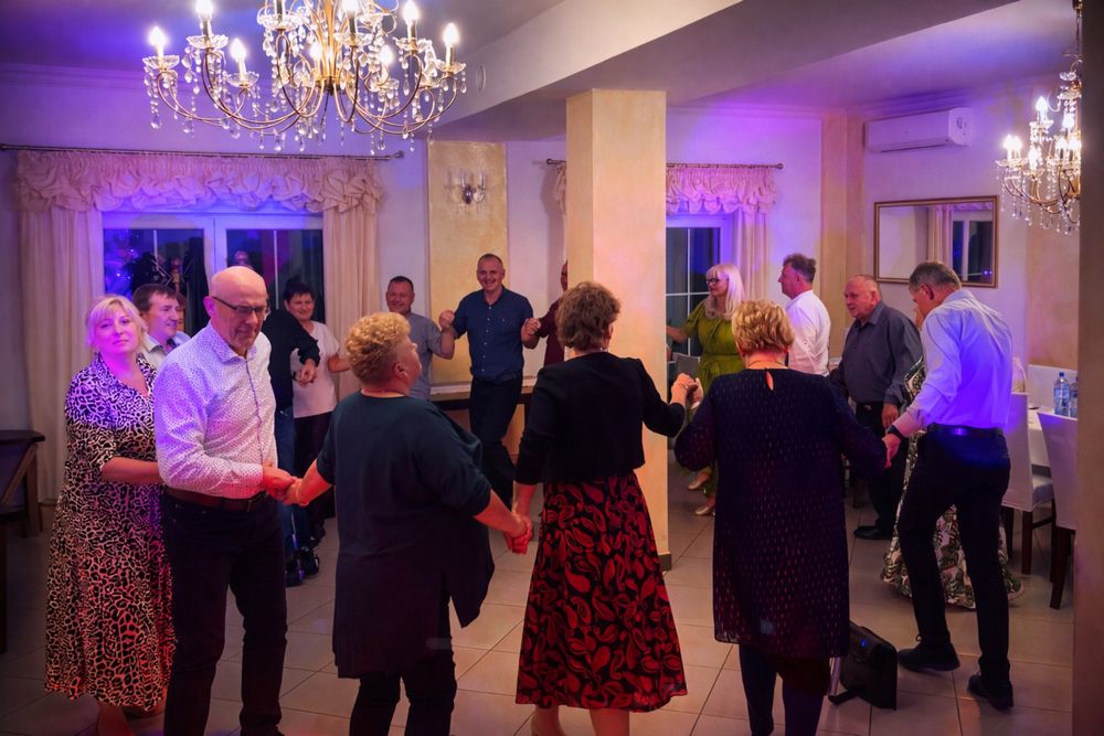 DJ, Tanio i prawie dobrze  / URODZINY, WESELE, 18-stka