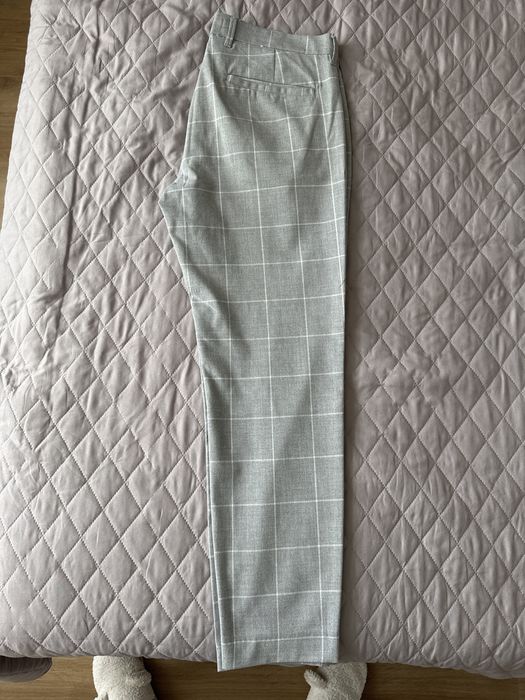 Чоловічі сірі класичні штани Pull&Bear