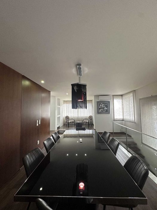 Conjunto de Mesa de Jantar, Cadeiras, Aparador e Candeeiro