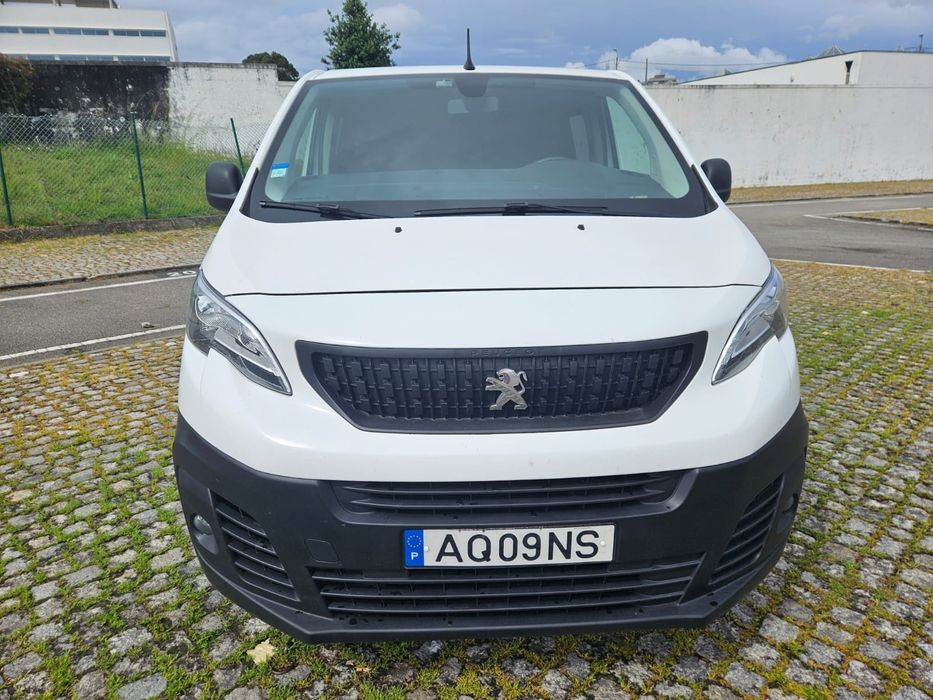 Peugeot e-Expert 75kWh Long 6 Lugares