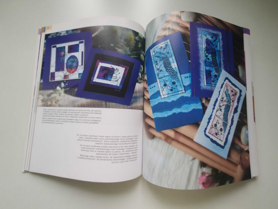 Stemplem i tuszem robimy kartki - Kim Reygate