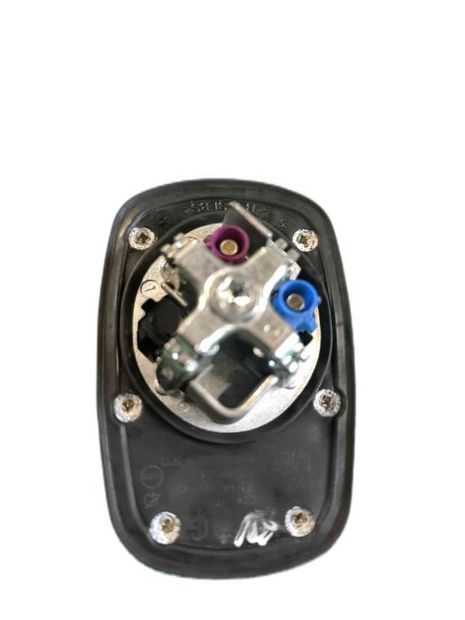 Antena 8V0035503B - AUDI A3