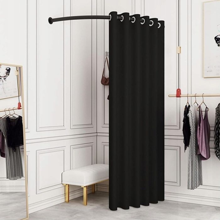 Wolnostojąca przymierzalnia łukowa z kotarą