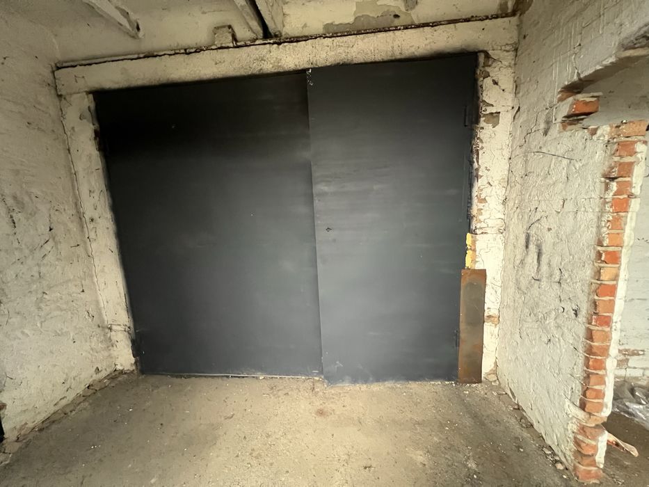 Нежитлові приміщення, комерційного призначення, ферми