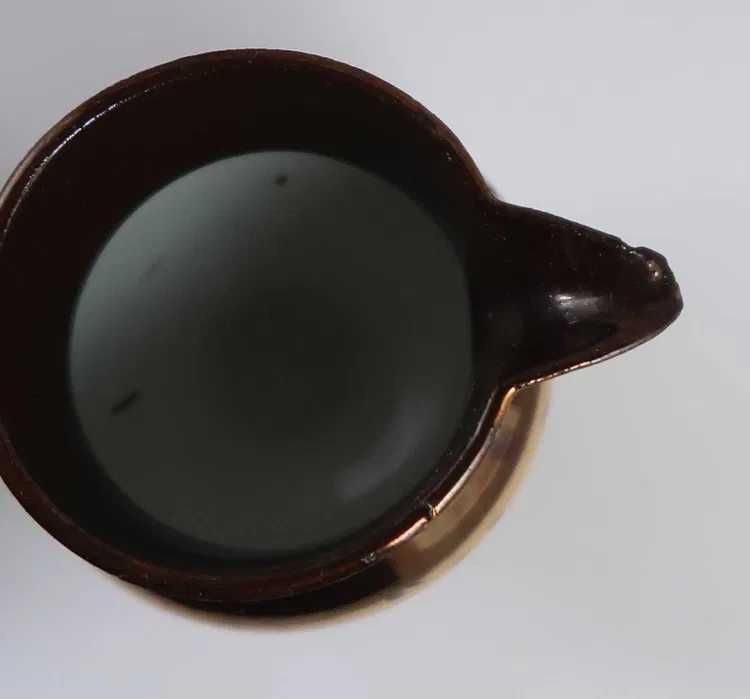 3 Jarros antigos em porcelana Lustrina