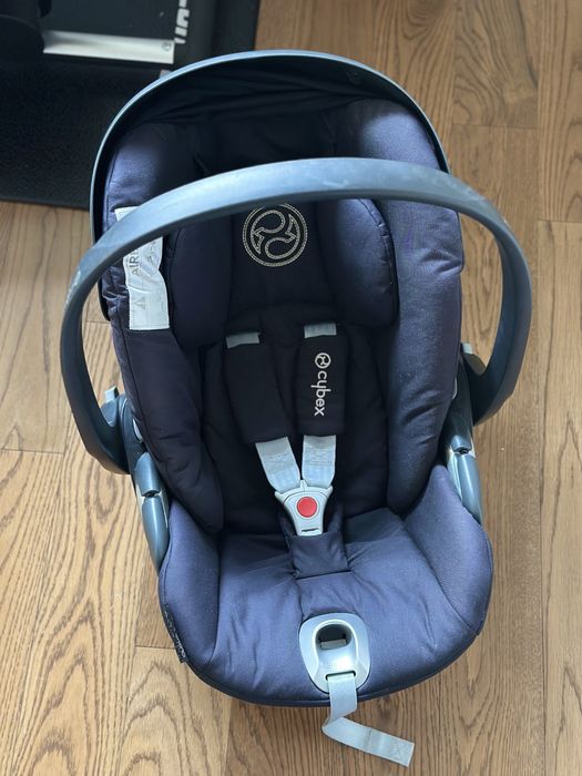 Cybex Cloud Z i-Size + Adaptery