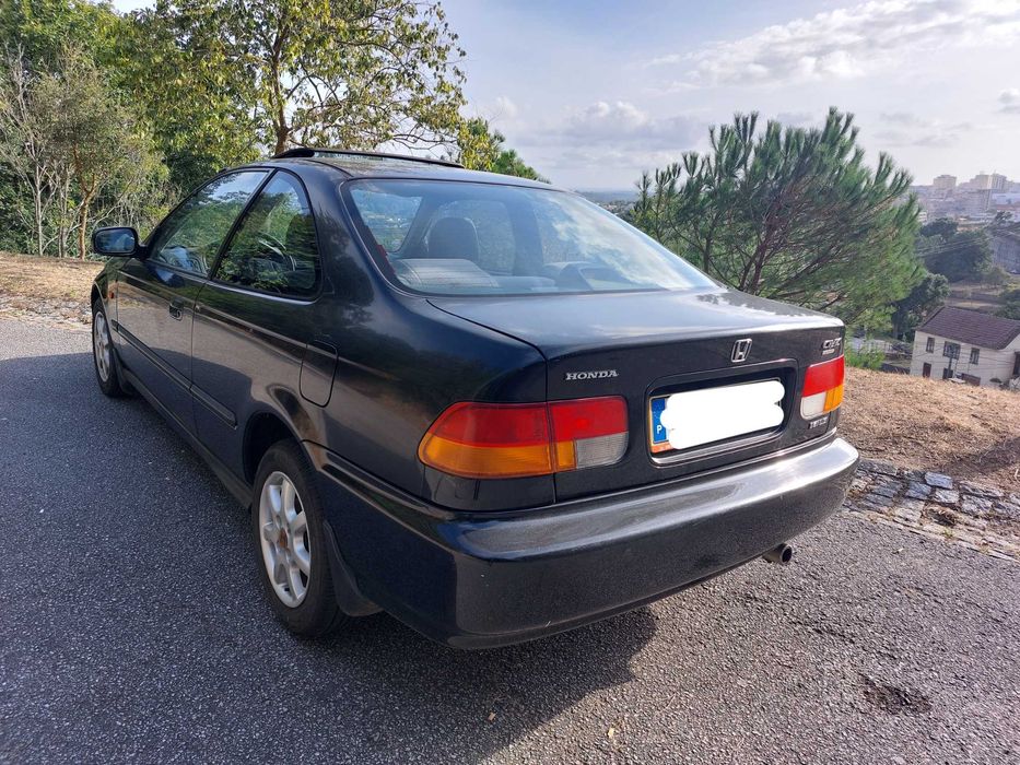 Honda Civic coupe 1.6 106cv