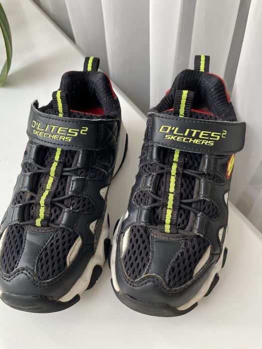 Кроссовки Skechers размер 27.5