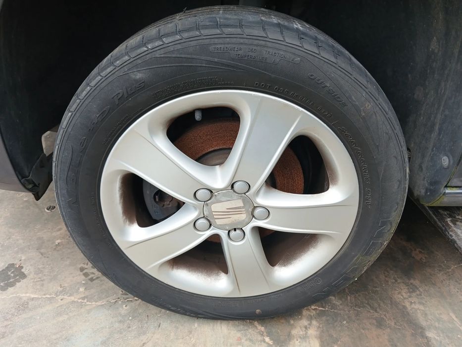 Jante frente esquerda SEAT Leon (1P1)