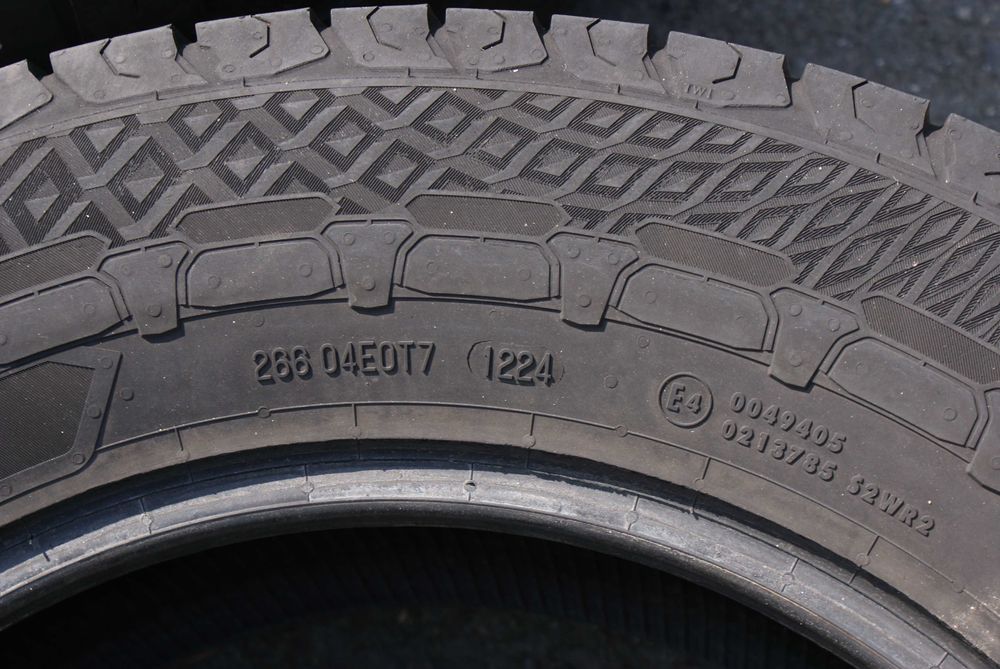 Opony LATO Uniroyal 225/65r16c - cena za 2SZT.