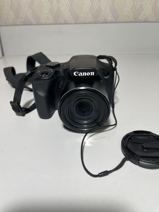 Фотоаппарат Canon PowerShot SX520HS