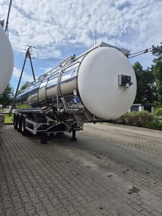 Feldbinder TSA 32.3  Naczepa cysterna spożywcza Feldbinder TSA 32.3