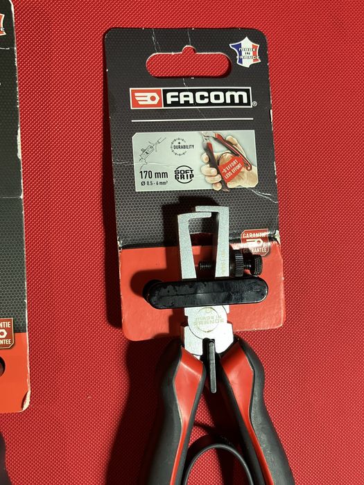 2 Alicates Facom novos