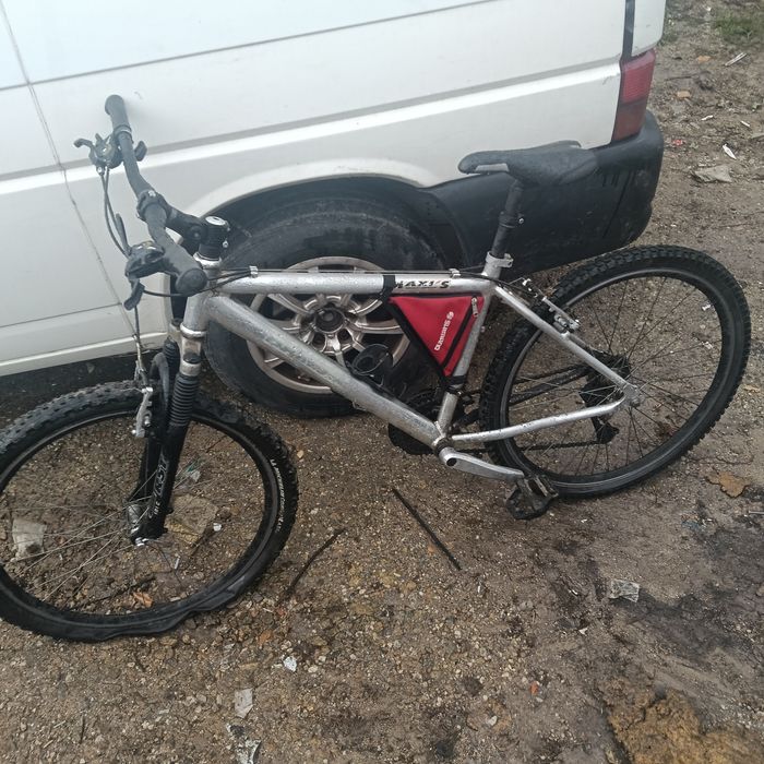 Bicicletas em estado aceitável