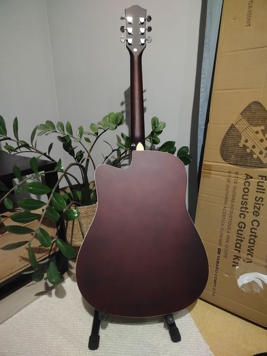 Gitara akustyczna 4/4 pyle