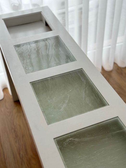 Mesa / aparador branco