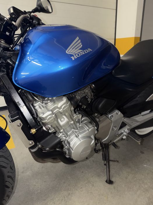 Hornet 600 ano 2004
