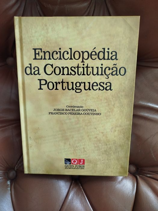 Enciclopédia da Constituição Portuguesa/Jorge Bacelar Gouveia+F.Pereira Coutinho