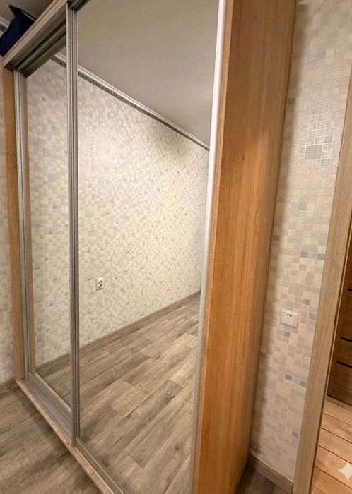 Однокімнатна квартира з ремонтом біля Центрального парку