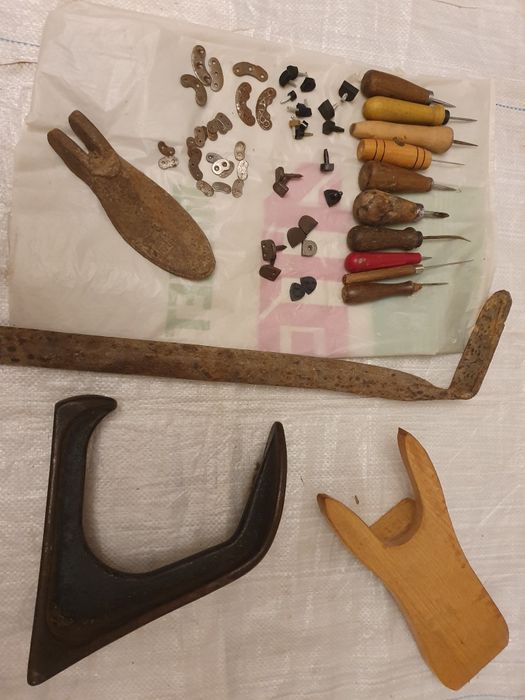 Лапка сапожная ступня металлическая