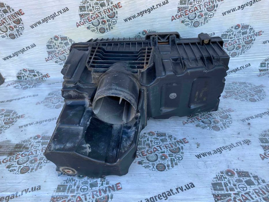 Корпус Повітряного Фільтра Расходомер Витратомір Скудо Джампи Експерт