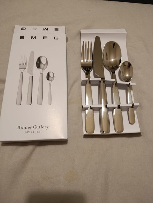 Conjunto Talheres SMEG