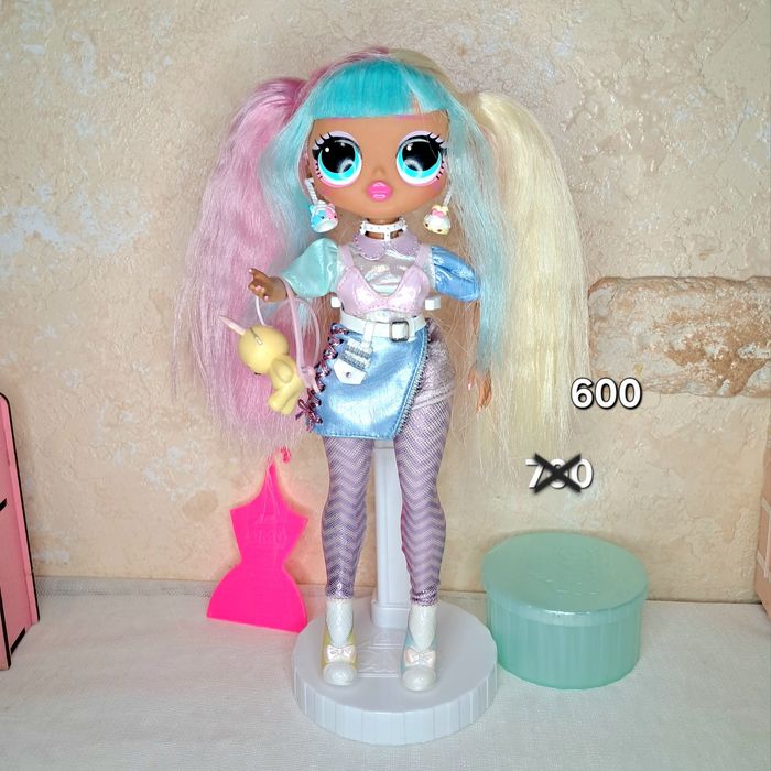 Лялечки LOL OMG MGA в стані нових