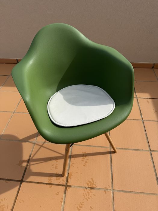 Cadeiras de várias cores