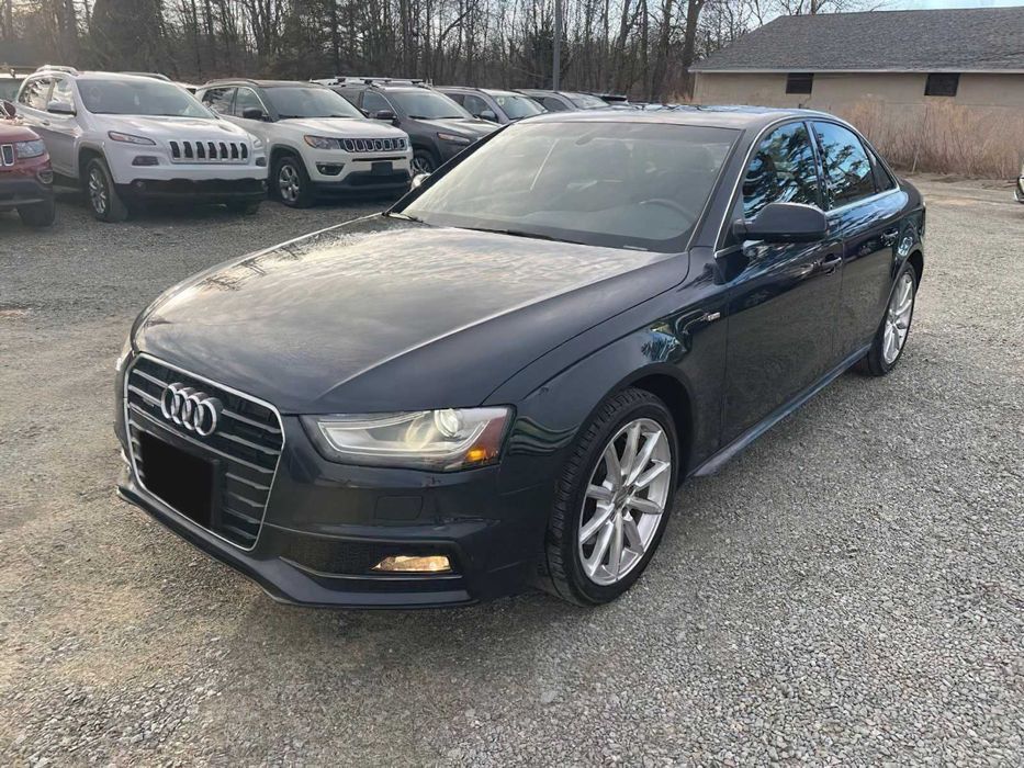 Audi A4      2015